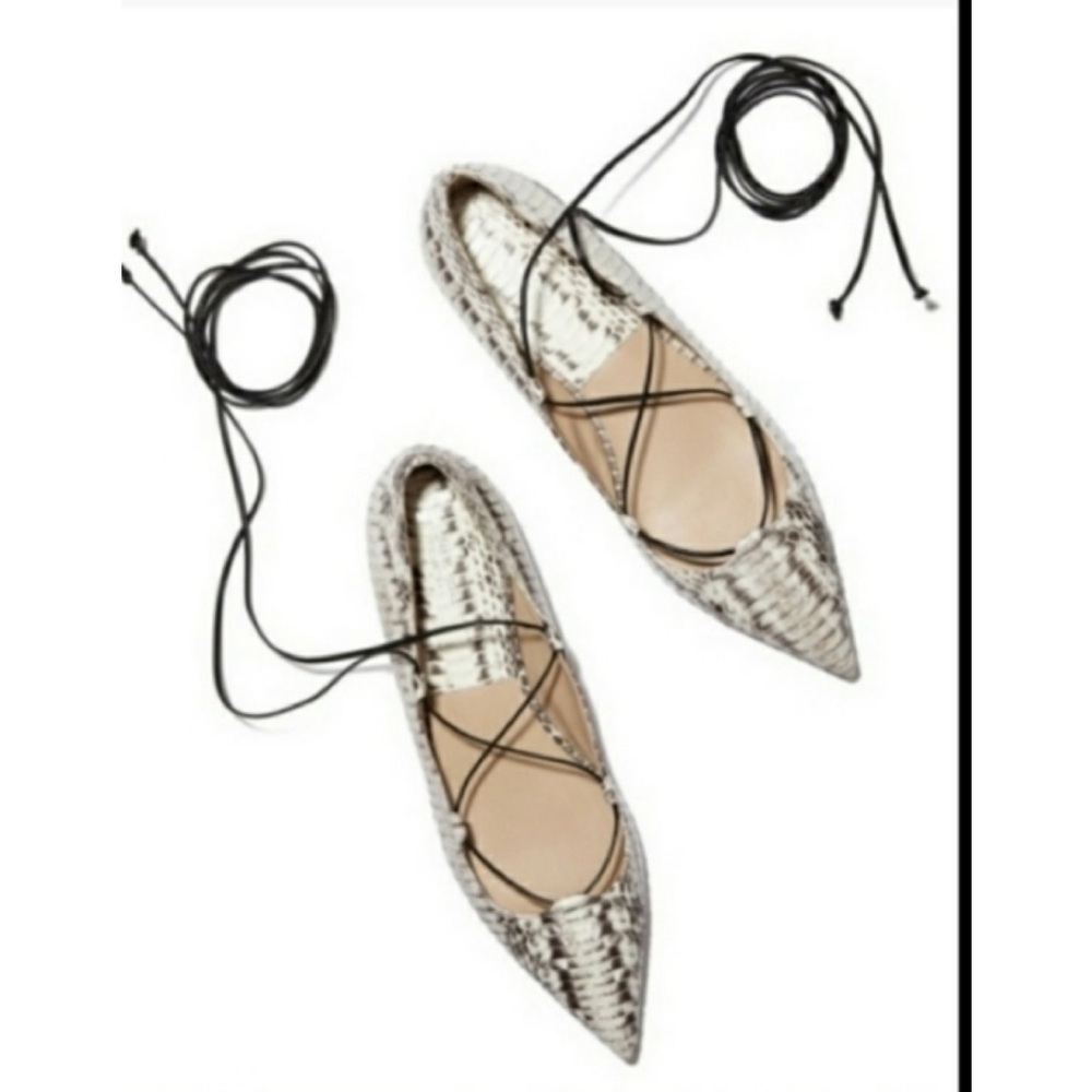 NWT Michael Kors Snakeskin pointed toe flats that tie up the leg, size 38.5